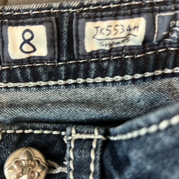 Miss Me Children’s Rhinestone Pocket Shorts Size 8 - Picture 5 of 9